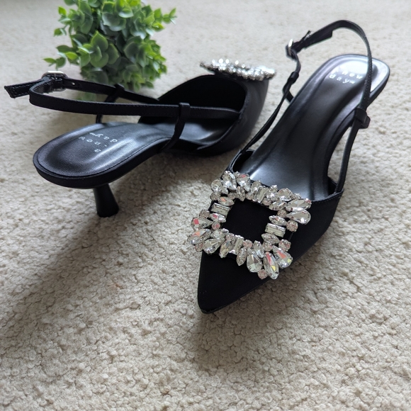 A New Day Annette Black Satin Slingback Kitten Heels Size 6 - Picture 2 of 8